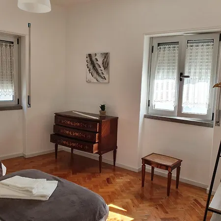 Casa Da Avo Laurinda Feriehus